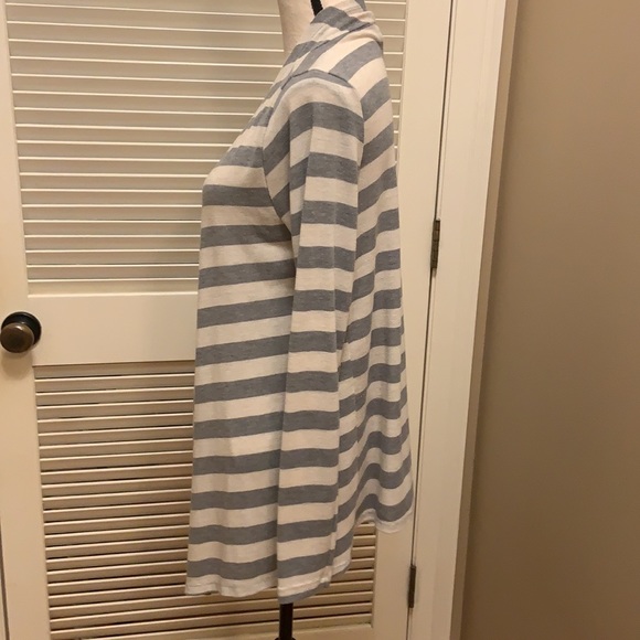 Rue21 Open Front Cardigan in Grey and White Stripes - Picture 5 of 9